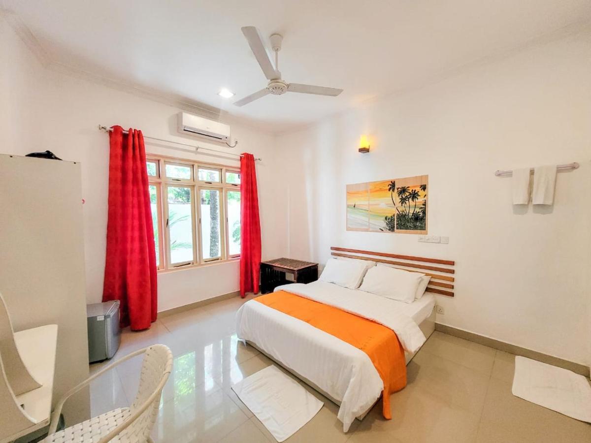 Alesara Guest House Thoddoo Eksteriør bilde